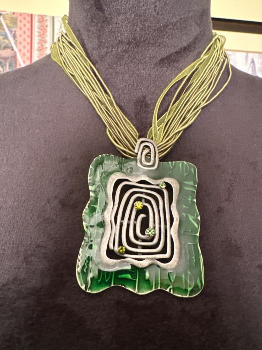 Multistrand Green Cord Necklace With Abstract Pendant & Adjustable Chain - Picture 2 of 3